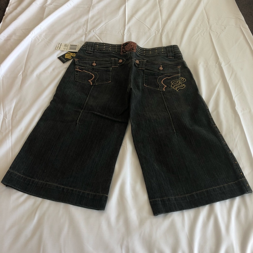 RocaWear Black, Jean Capris!